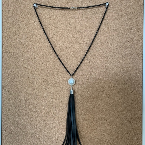 Unique necklace - Picture 1 of 3